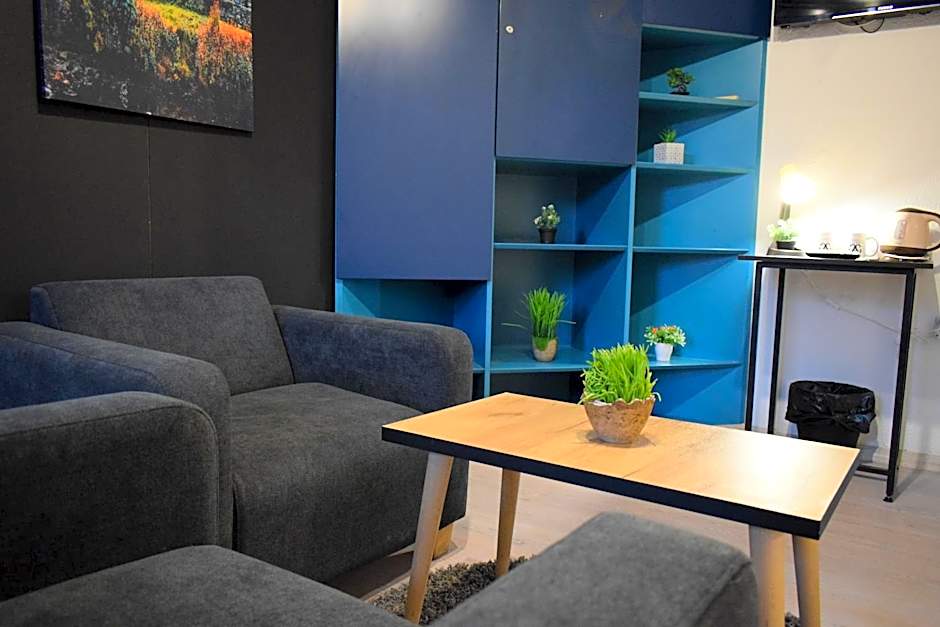 M - Square Private Rooms