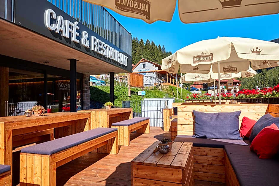 Aparthotel Kovarna Residence