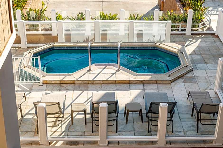 Beachfront Inn and Suites at Dana Point
