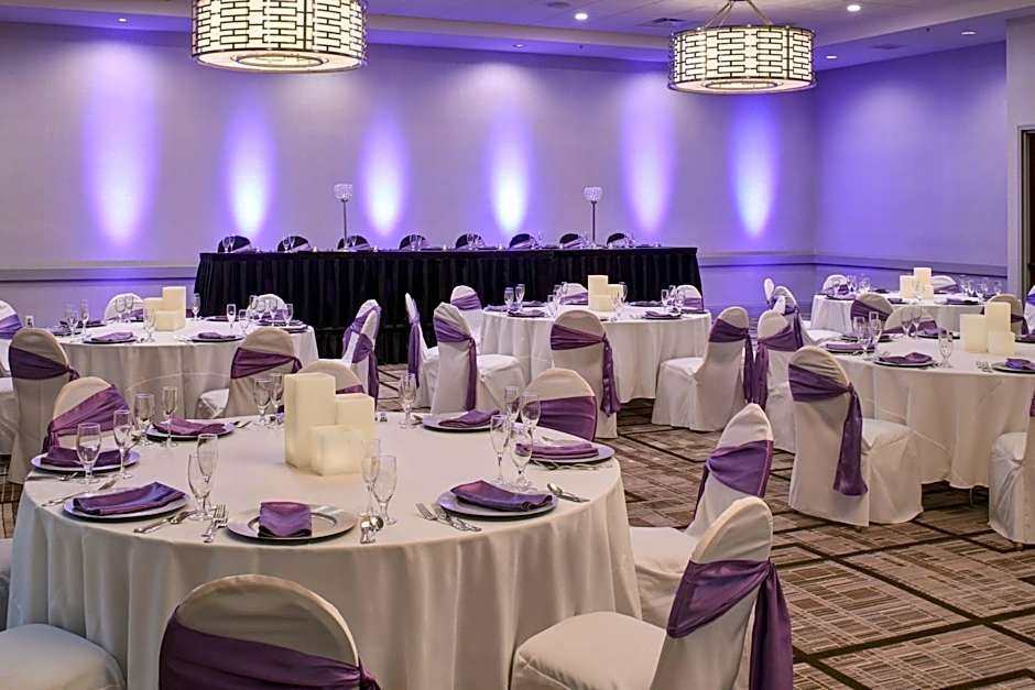 Marriott East Lansing at University Place