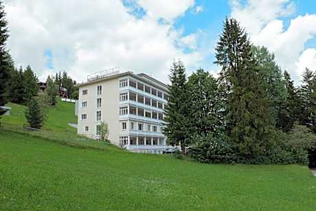Davos Youth Hostel