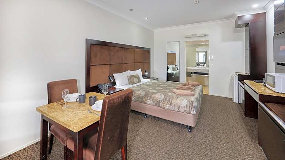 Western Downs Motor Inn