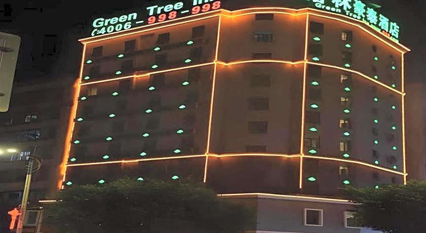 Green Tree Inn Qingyuan Qinghe Avenue Branch