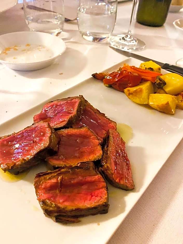 Albergo Castiglione Langhe