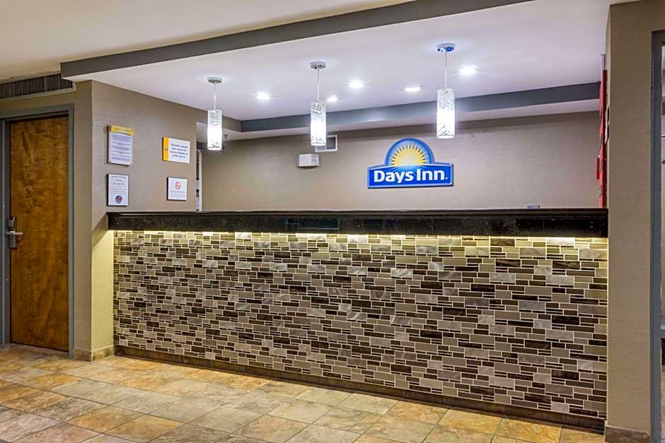 Days Inn by Wyndham Florence Cincinnati Area