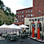 Martin & Mason Hotel