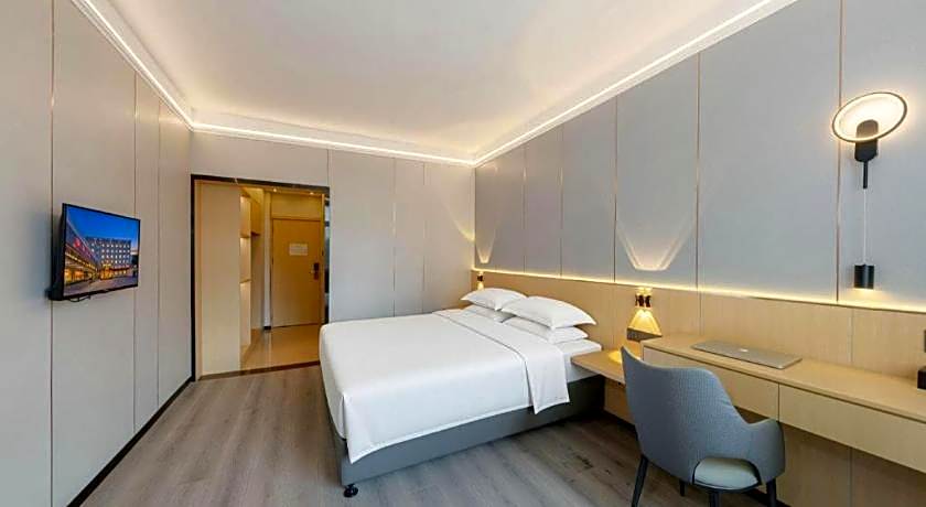 Zhenxing Hotel