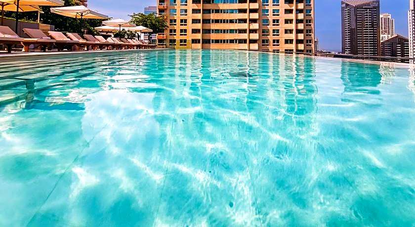 Vida Dubai Marina & Yacht Club