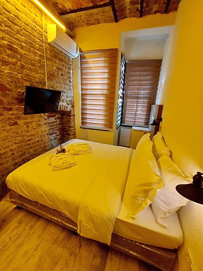 Mates Historical Suites