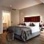MAXIMILIAN MUNICH Apartments & Hotel