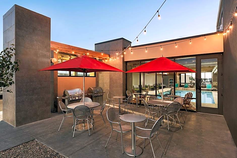 Home2 Suites By Hilton Farmington/Bloomfield