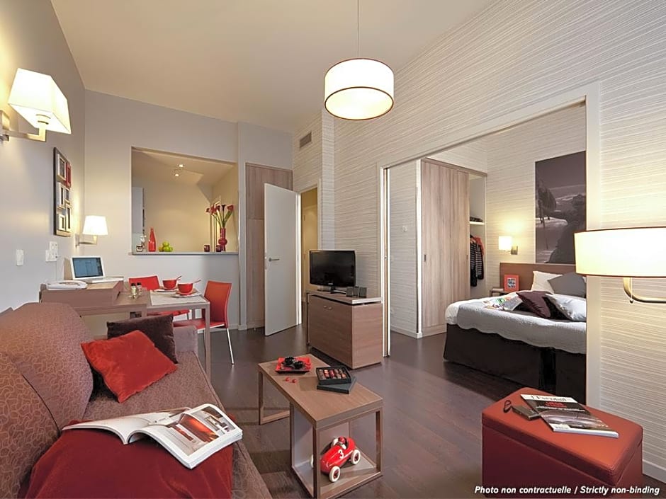 Aparthotel Adagio Leicester