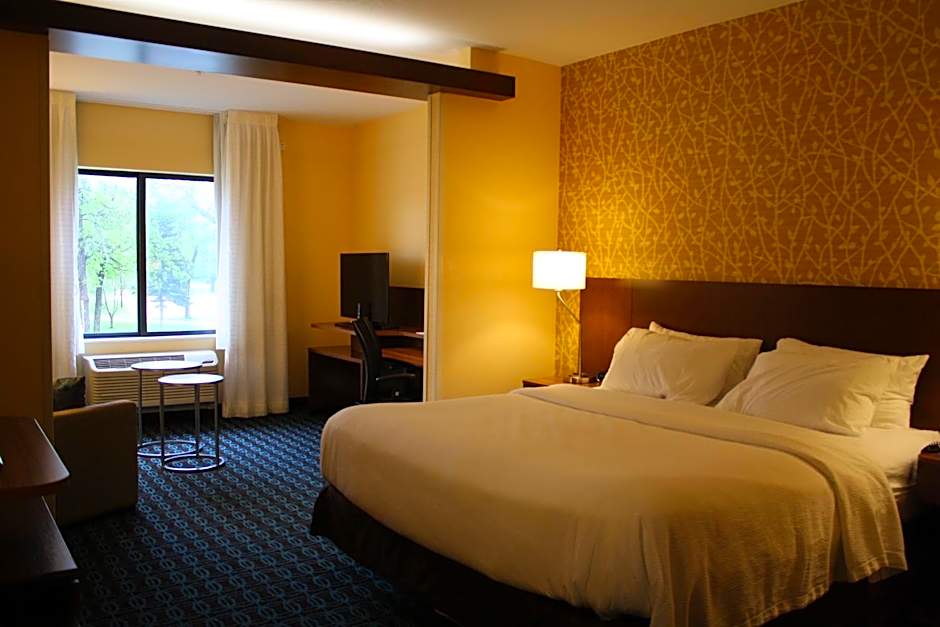 Fairfield Inn & Suites by Marriott Detroit Lakes