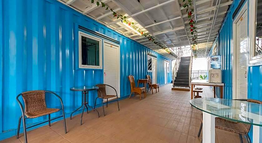 RedDoorz near Universitas Advent Indonesia