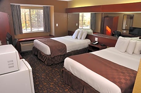 Queen Room with Two Queen Beds - Mobility Access/Non-Smoking