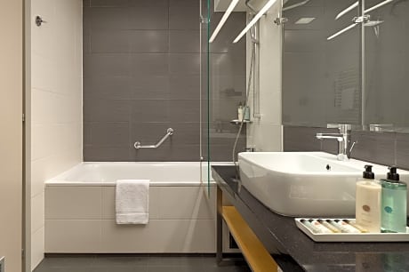 Double superior single use