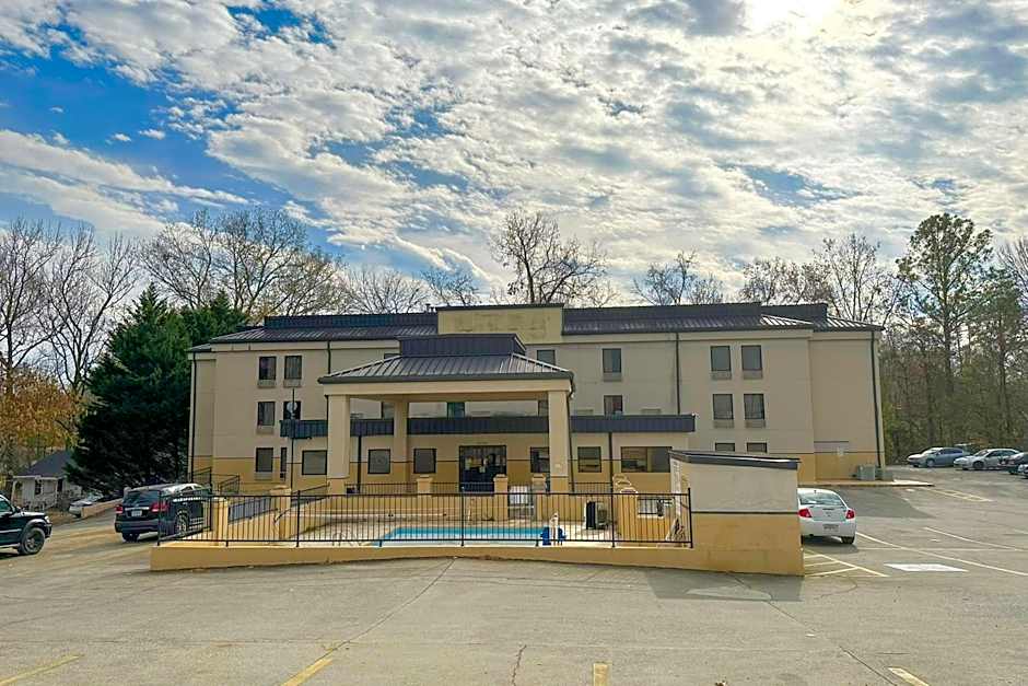 OYO Hotel Rome West GA