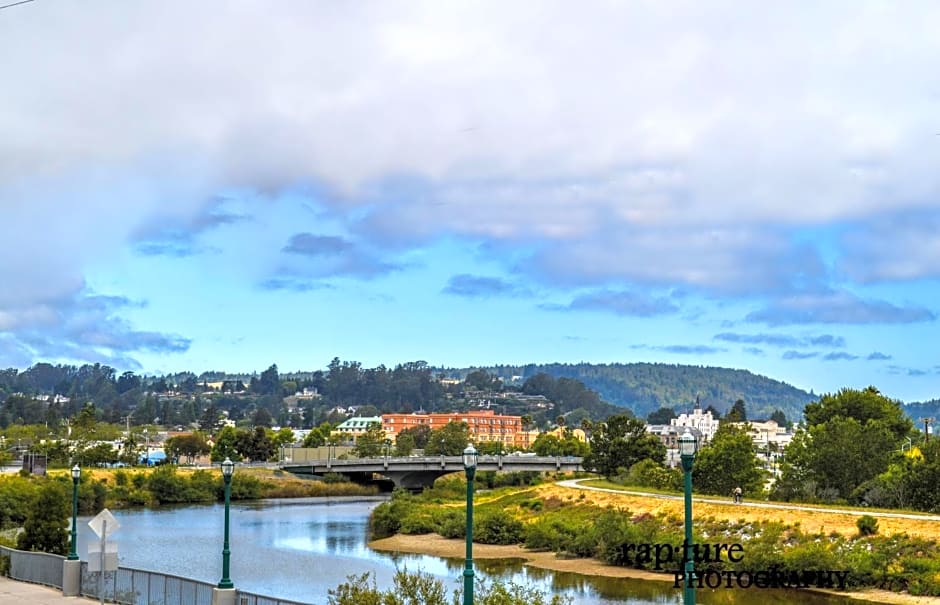 Rio Vista Inn & Suites Santa Cruz