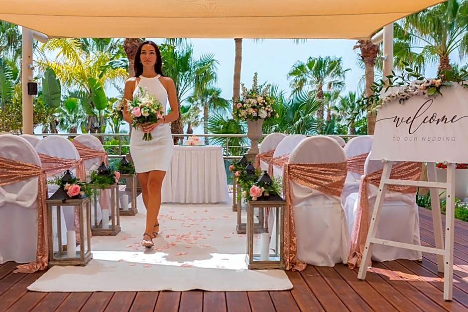 Aquamare Beach Hotel & Spa