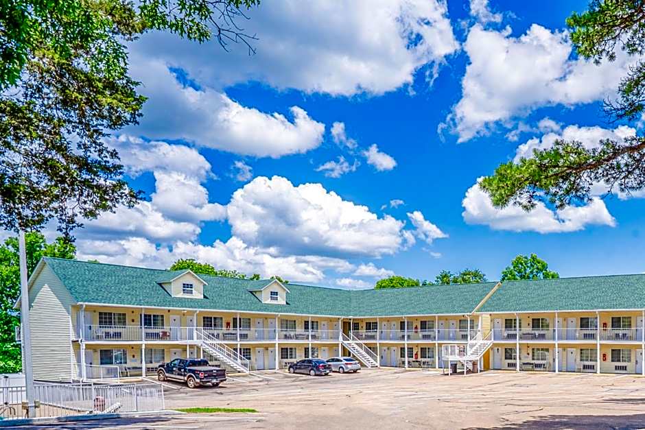 Hotel O Eureka Springs - Christ of Ozark Area