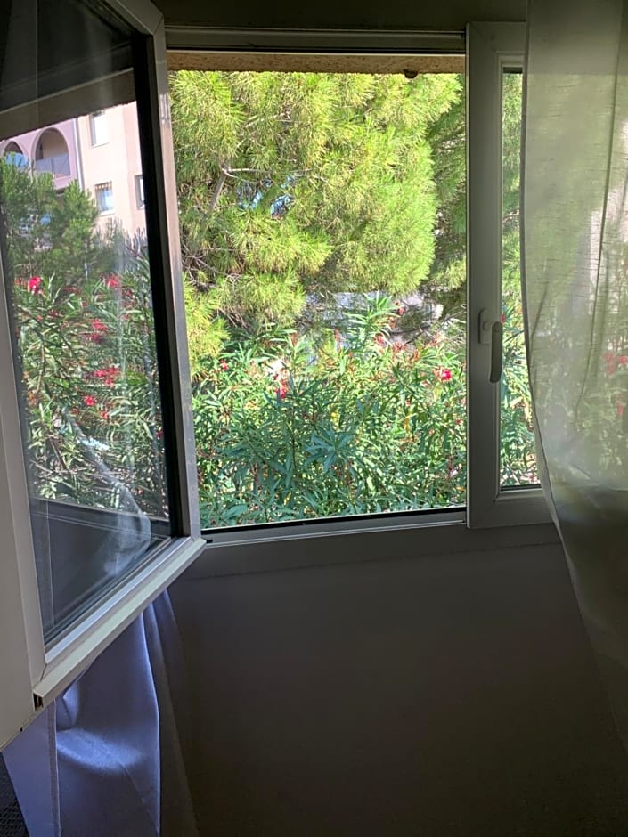 Chambre dans villa Montpellier à 15mn des plages