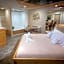 Sybaris Pool Suites