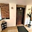 Cozy Farmhouse 10 Minutes From The Beach!