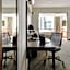 Club Quarters Hotel, Wacker at Michigan