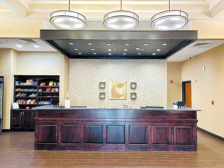 Comfort Inn & Suites Shawnee - Kansas City