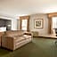 Days Inn & Conference Centre by Wyndham Renfrew