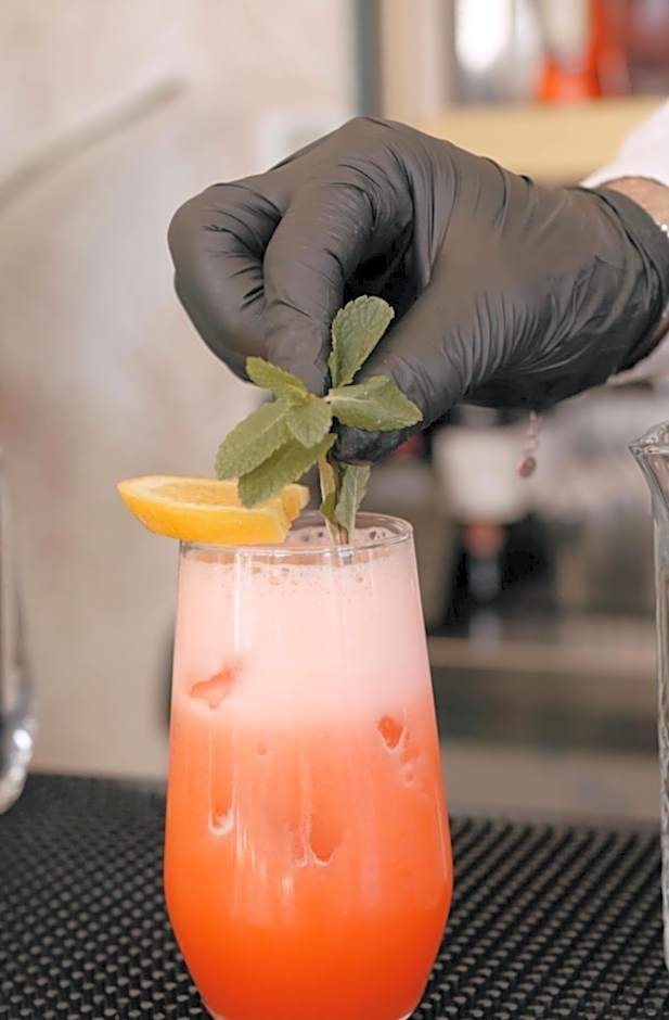 POETICA BOUTIQUE SKY HOTEL