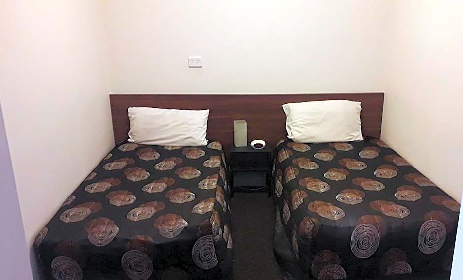 Daydream Motel and Apartments