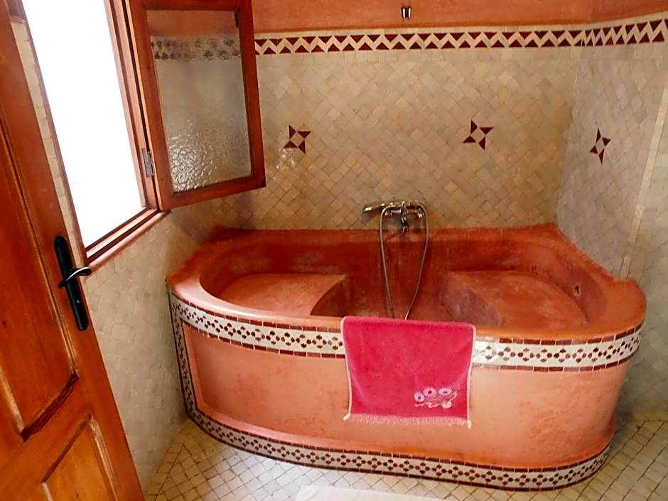 Riad Al khansaa