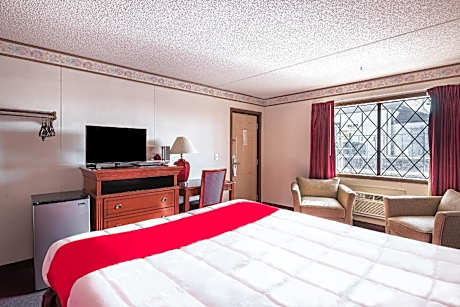 King Bed Accessible