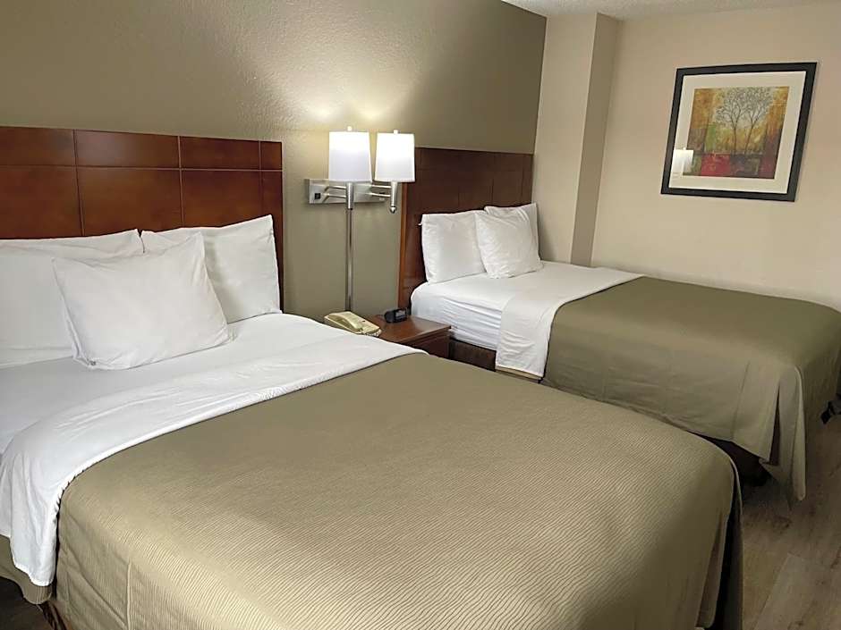 Econo Lodge Cartersville-Emerson Lake Point