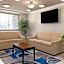 Days Inn & Suites by Wyndham Indianapolis Airport East