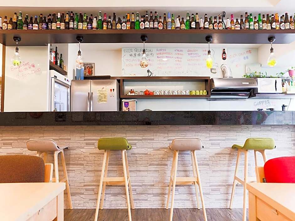 Sleepy Dragon Hostel