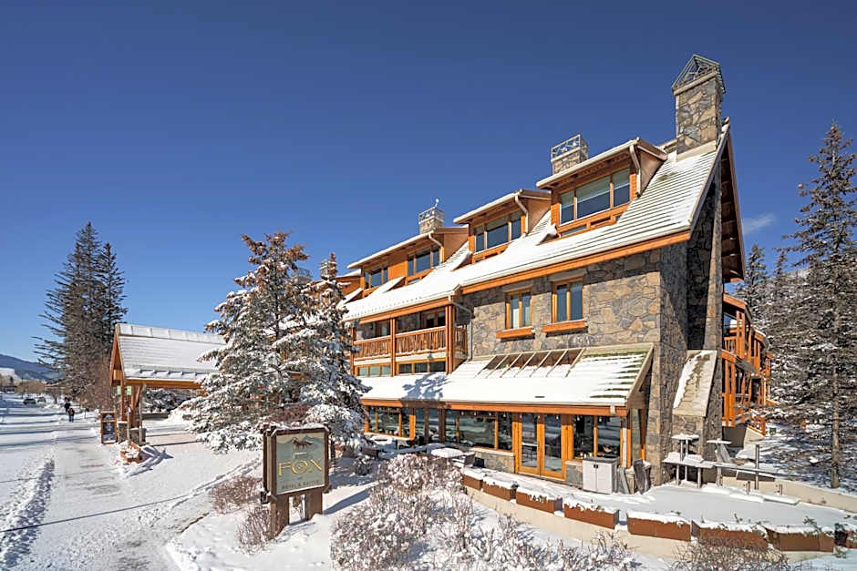 Fox Hotel And Suites