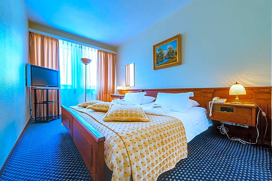 Hotel Century