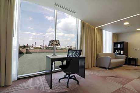 Premium King Room