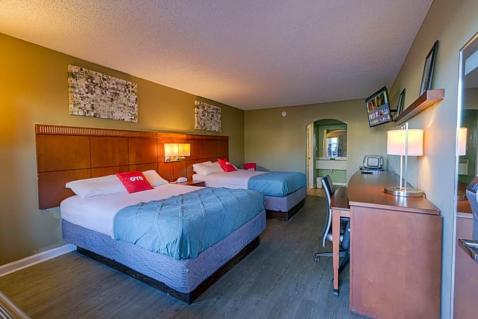 OYO Hotel Brownsville TN I-40