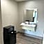Nola Inn & Suites