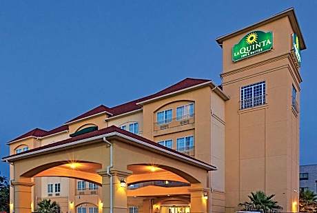 La Quinta Inn & Suites by Wyndham Columbus