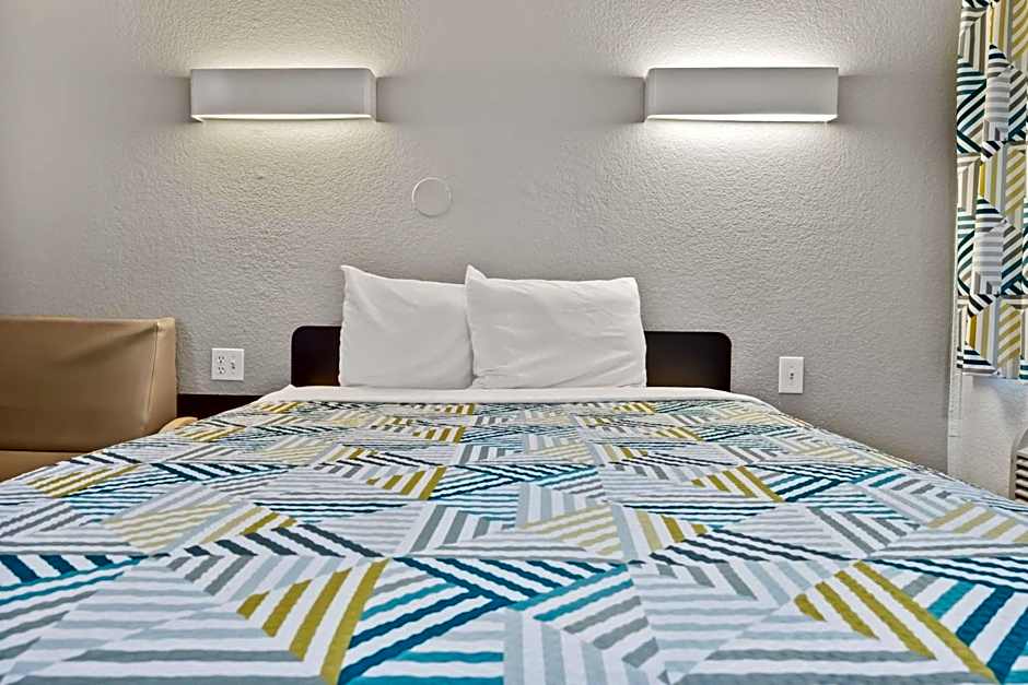 Motel 6 Ventura Beach