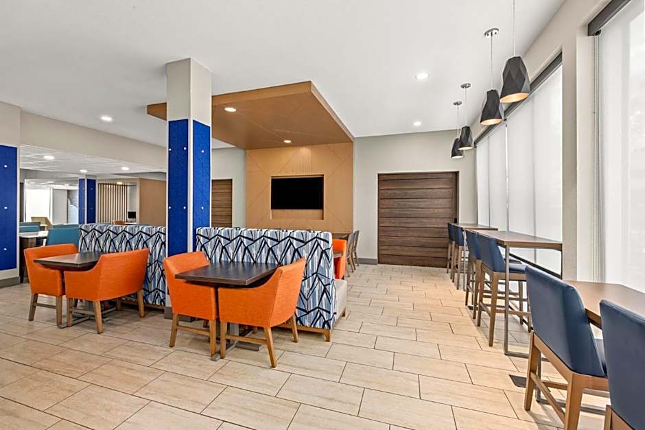 Holiday Inn Express And Suites Phoenix West Tolleson By IHG