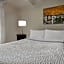 TownePlace Suites by Marriott Republic Airport Long Island/Farmingdale