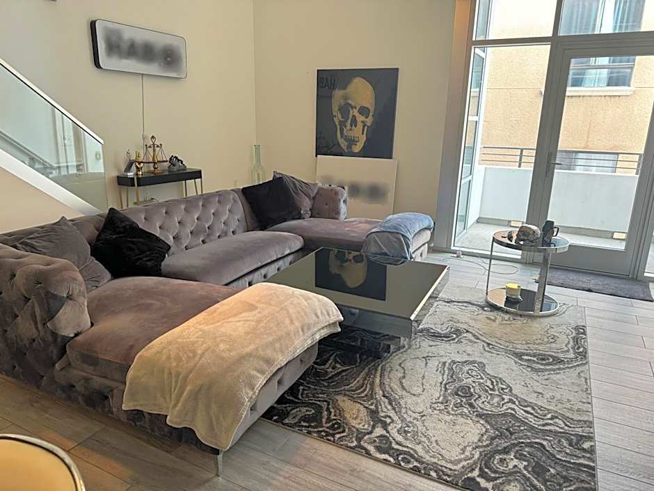 Luxury designed loft hotel 1 bedroom in Hollywood