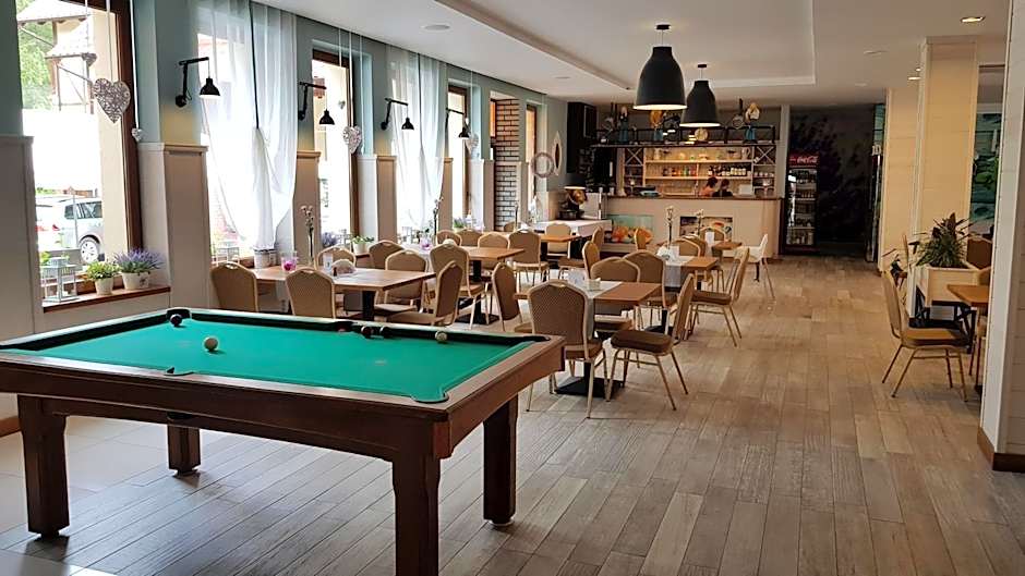 OW Krakus I - pokoje i domki