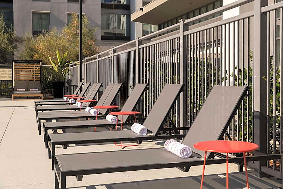 Homewood Suites By Hilton Long Beach Airport