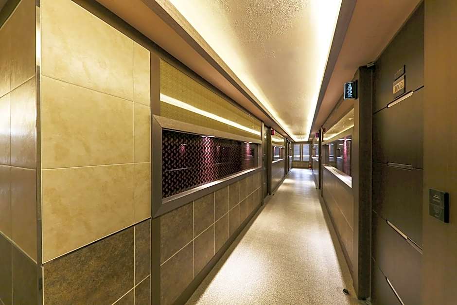 Hotel J-TOP Cheonan